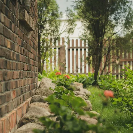 Stara Kuznia- W Puszczy Noteckiej Vila Zatom Nowy